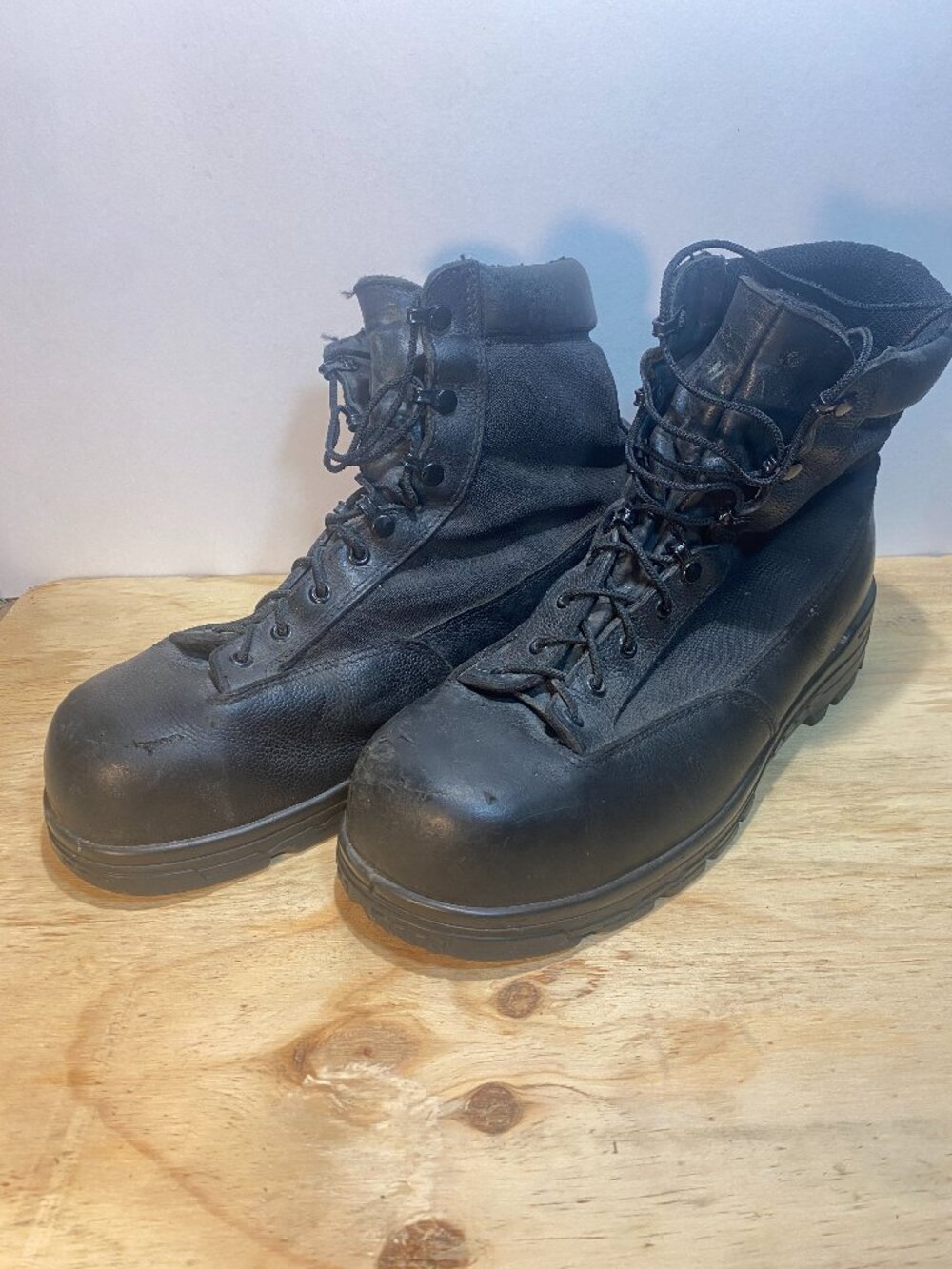 Terra Canadian Military Cold Wet Weather Safety Boots 290/118 CSA Size 11.5 US